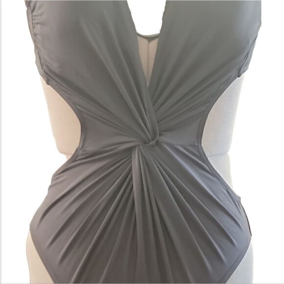 Bar III Twist Front Plunge Neck Monokini Swimsuit - Picture 4 of 7